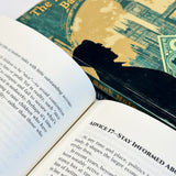 Buffett's Wisdom for My Daughter Life Less + the Million Pound Bank Note Classic 3-book + the Moon and Sixpence Classic 3-Book Set bundle detail image, image 7, bundle ISBN 9798900663913