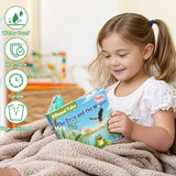Child reading The Frog and the Mouse English-Spanish picture book